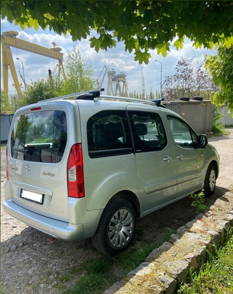 Citroen Berlingo cena 24500 przebieg: 125000, rok produkcji 2010 z Szczecin małe 67